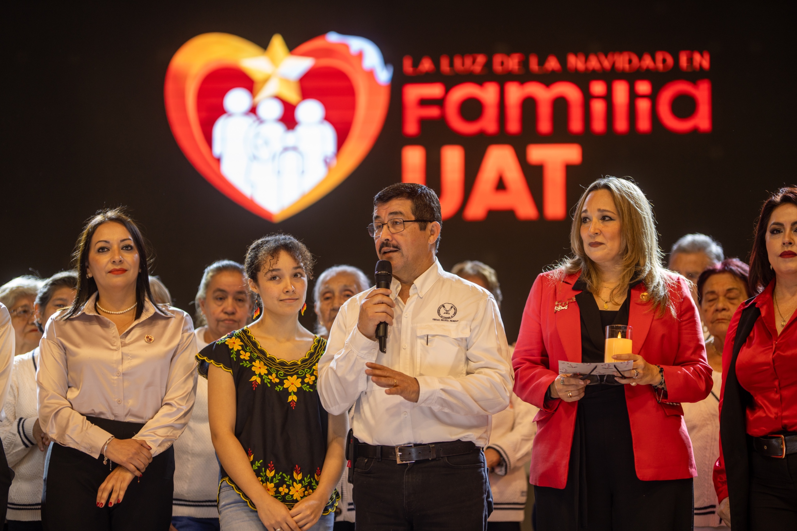 foto 1 familia uat 22 11 2024