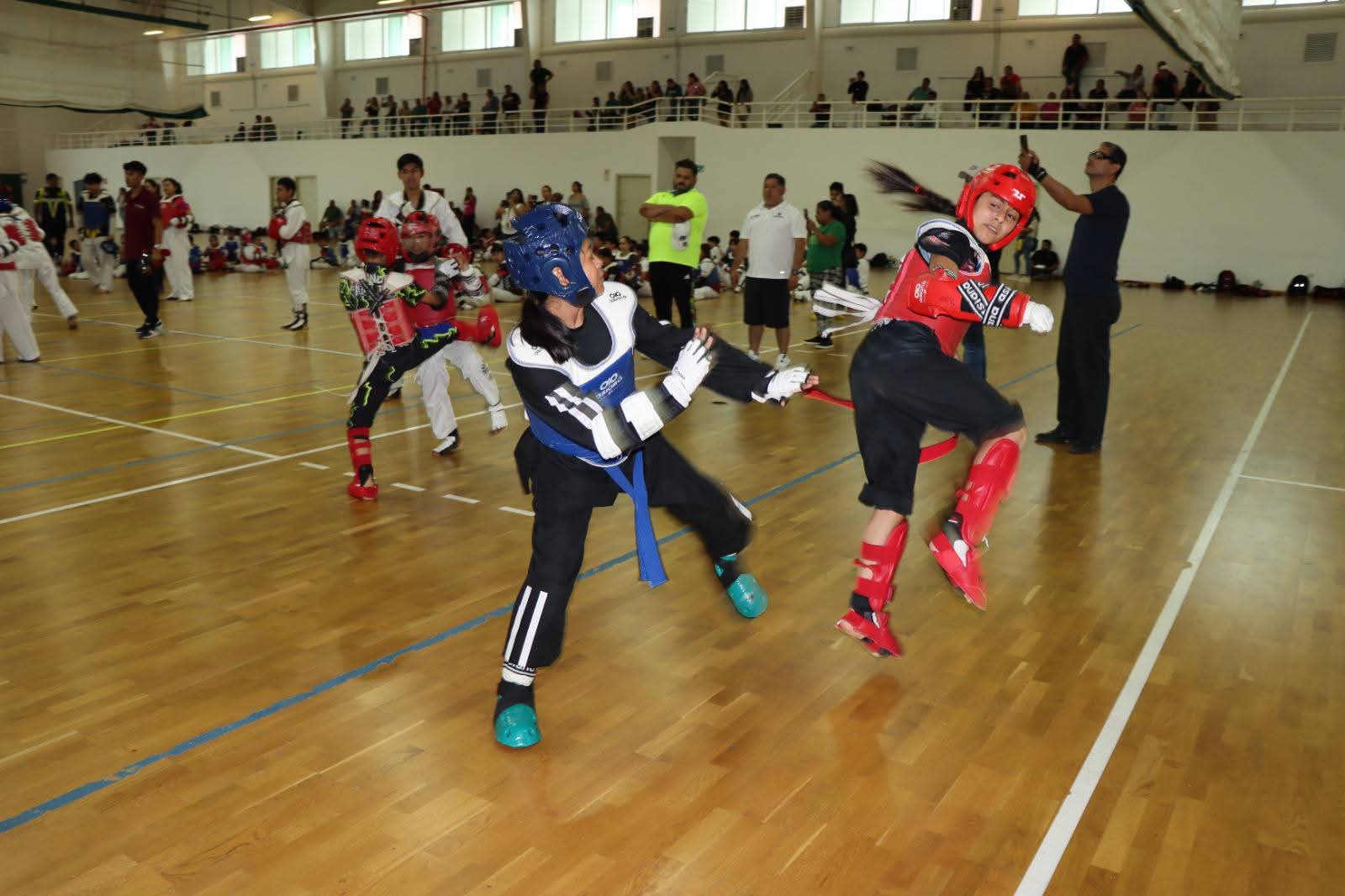 CLASES